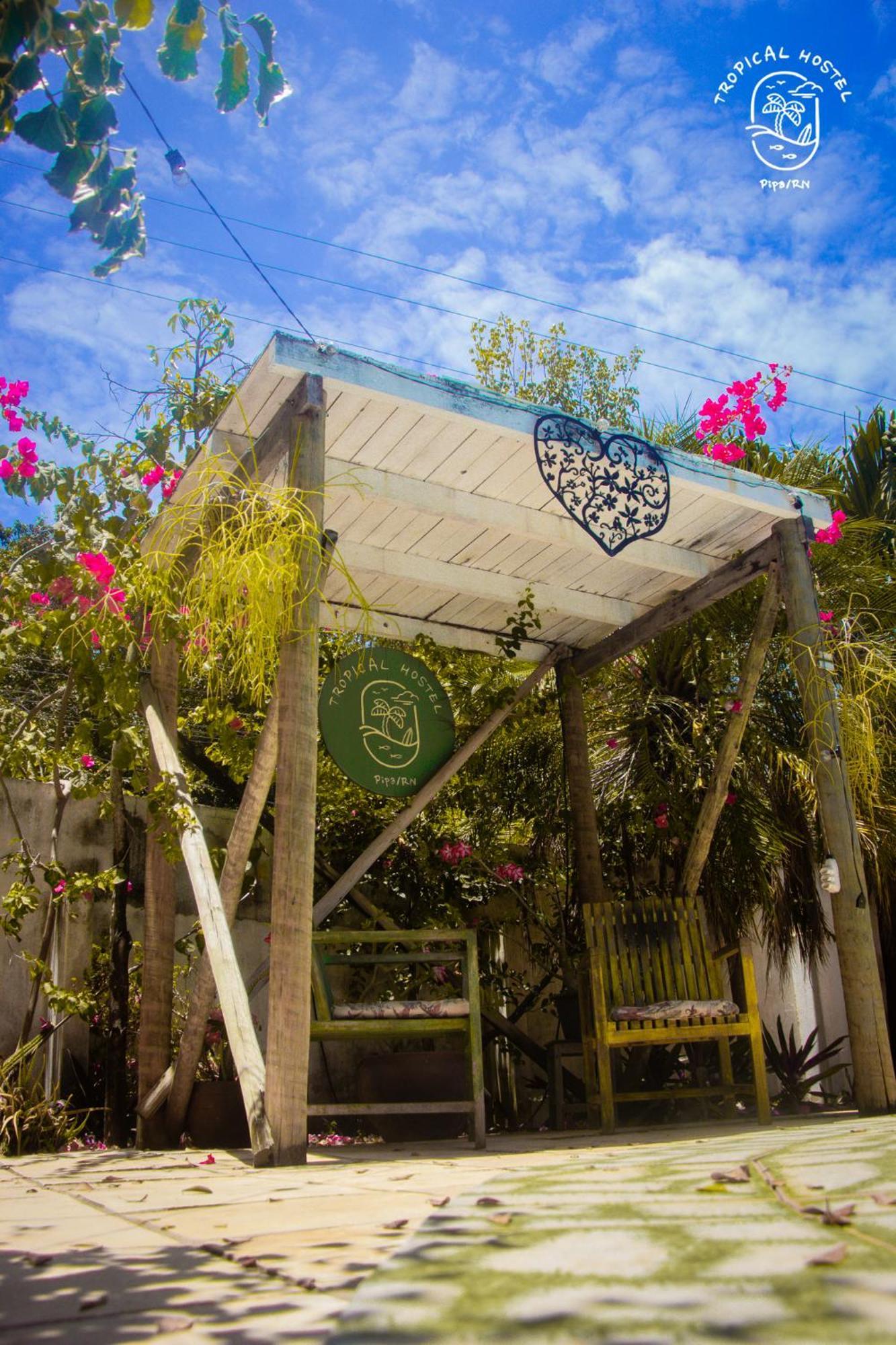 Tropical Hostel Praia de Pipa Buitenkant foto